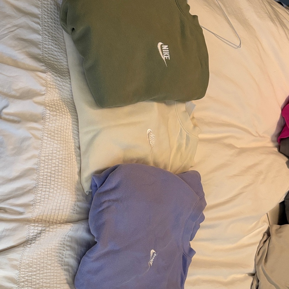 Nike Sweatshirt Collection in Olive, Beige, and Lavender